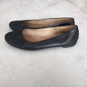 Gravity Pope black leather flats / shoes / ballet flats (size 8.5) Made in Italy